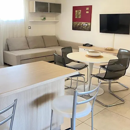 100 M From The With And Jacuzzi Included Lignano Sabbiadoro