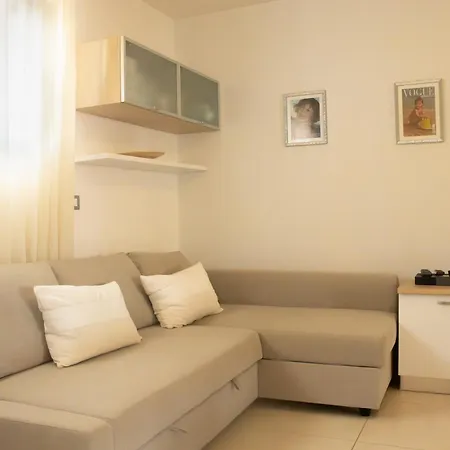 100 M From The With And Jacuzzi Included