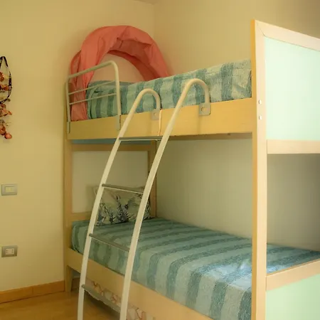 100 M From The With And Jacuzzi Included Appartamento *